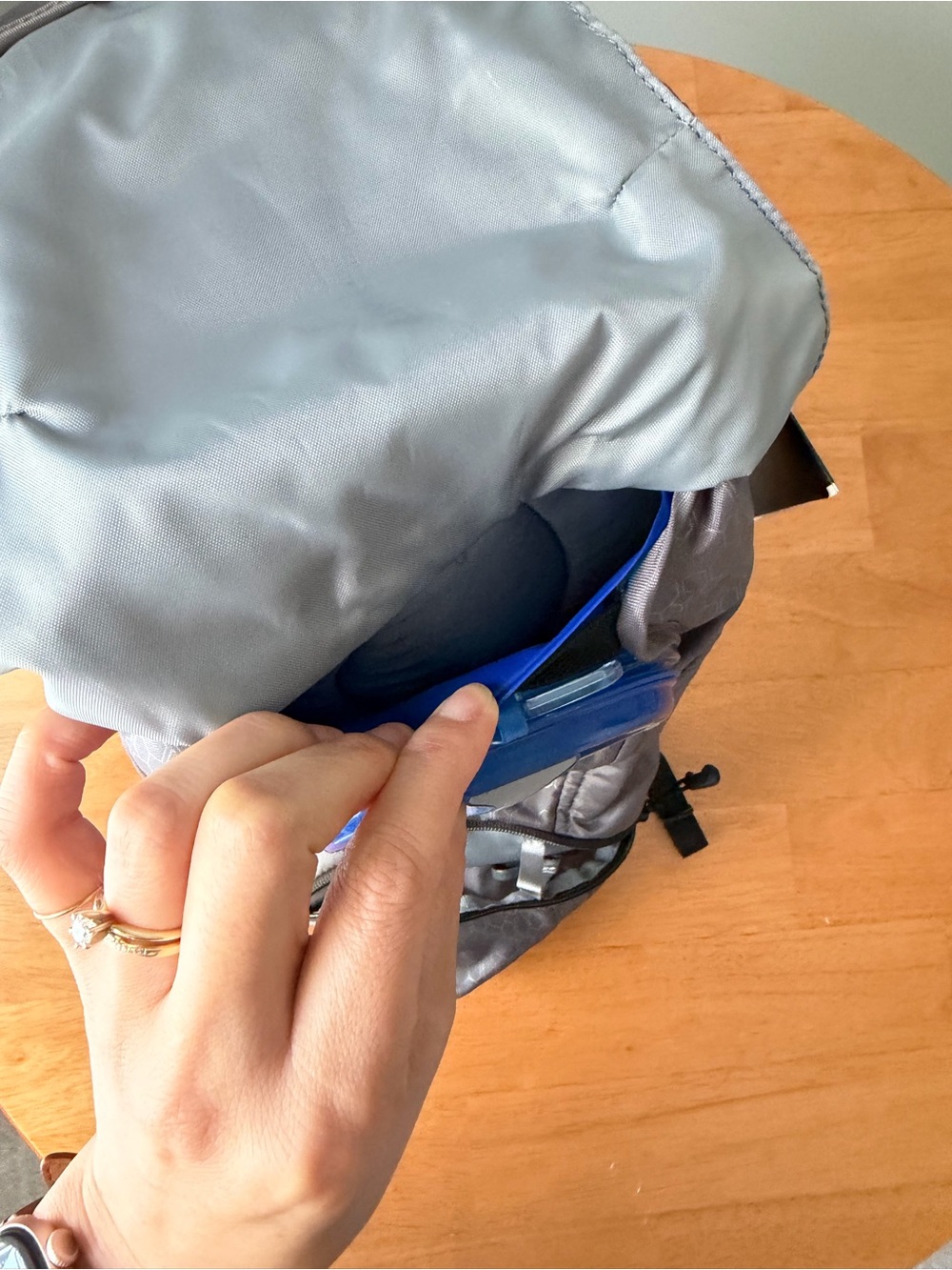 Camelbak Gray Hydration Backpack with Blue Tube - Picture 5 of 9